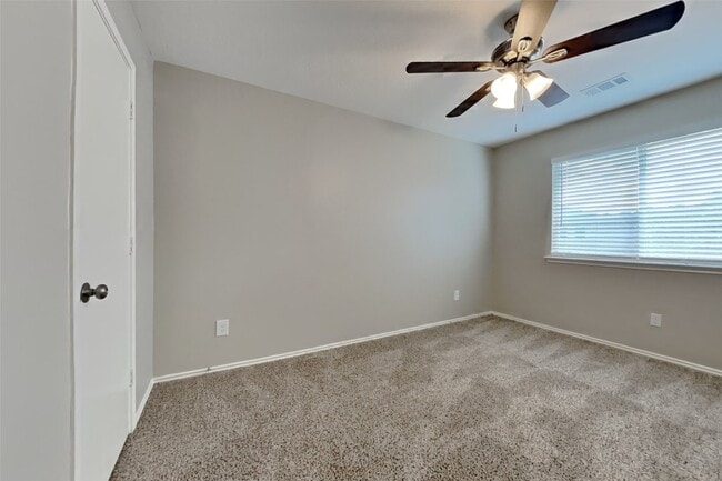 Building Photo - 7202 Winter Song Dr