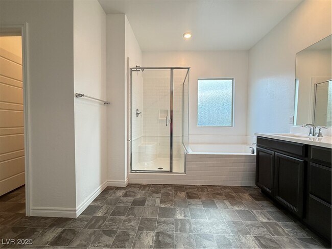 Building Photo - 2852 Amphion Ct