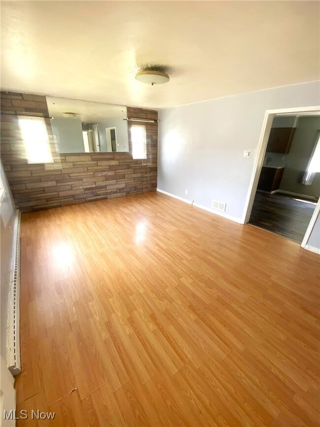 Building Photo - 2708 Cleveland Ave