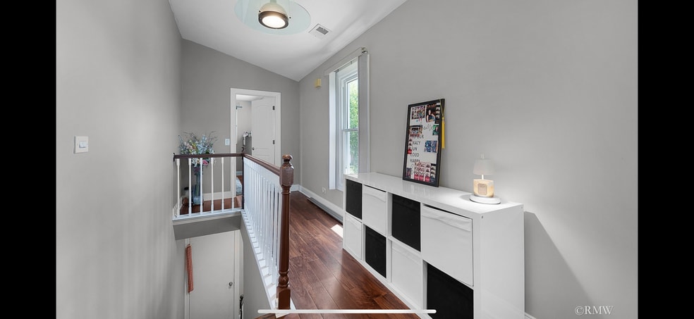 Building Photo - 1869 Pebble Beach Cir