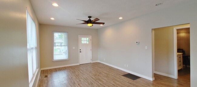 Building Photo - Bungalow in Downtown Chattanooga