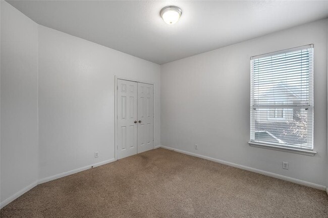 Building Photo - 2518 Allred Dr