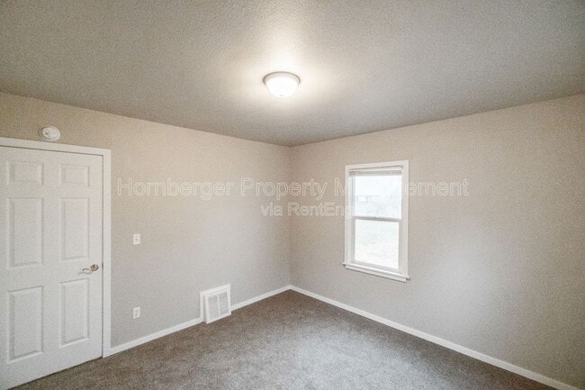 Building Photo - 111 S Barker Rd