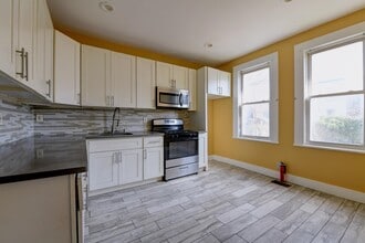 Building Photo - 30 Sheffield St