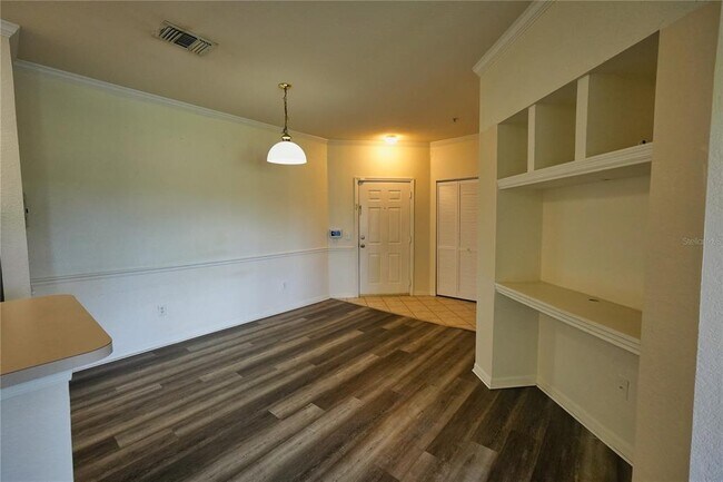 Building Photo - 3757 Conroy Rd