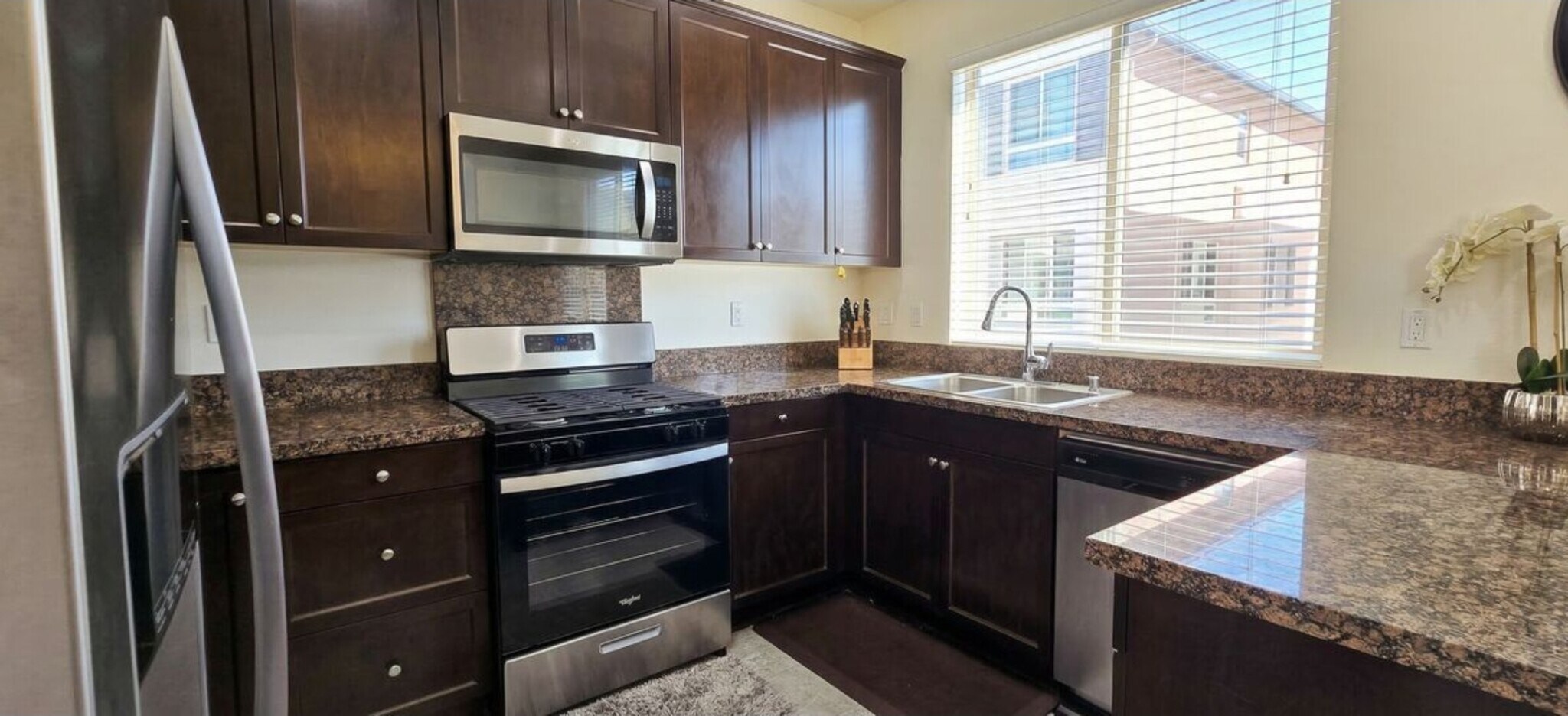 Building Photo - 12015 Acadia Ct