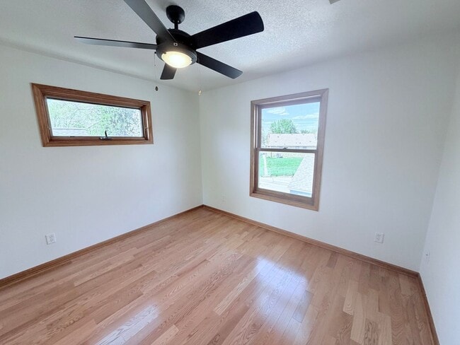 Building Photo - Fully Remodeled Luxury Home with Exceptional Space and Style!!