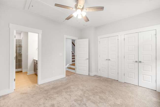 Building Photo - 642 W End Dr