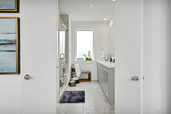 Building Photo - 2916 Cline St