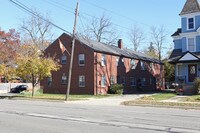 Building Photo - 1117 S Westnedge Ave