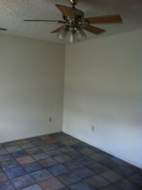 Building Photo - Vogt-2221 Juniper