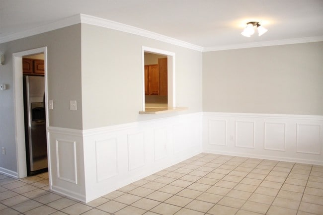 Building Photo - 7638 Emory Cove Way