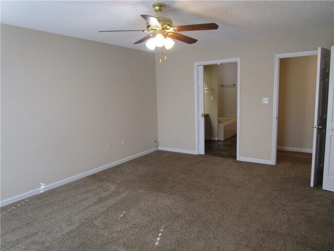 Building Photo - 2429 Thompson Mill Rd