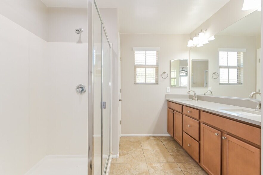 Building Photo - 6851 W Leeward Cove Way