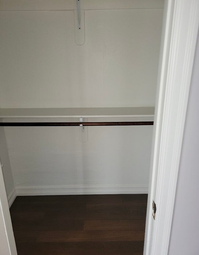 Building Photo - 6918 Irvington Blvd