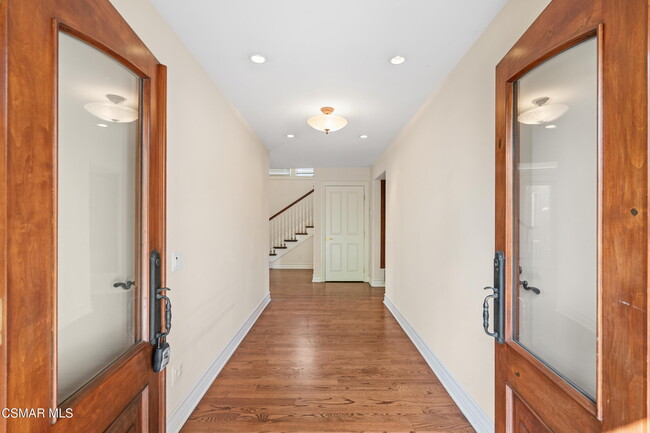 Building Photo - 3801 Mainsail Cir