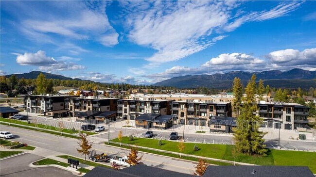 Building Photo - 317 Akers Ln
