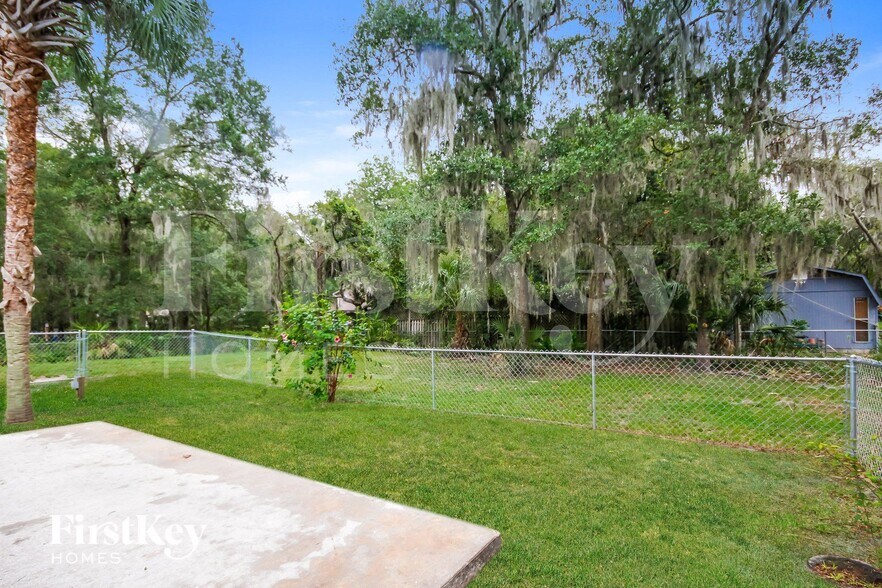 Building Photo - 8240 Stoner Rd