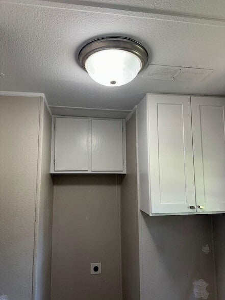 Building Photo - 21626 W Champagne Cir