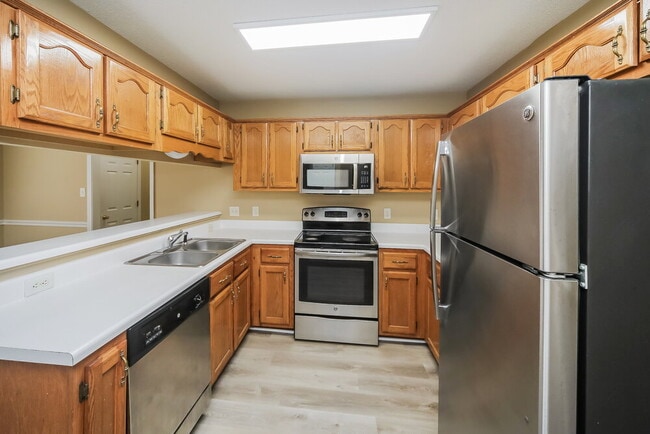 Building Photo - 8328 Branchwood Ln
