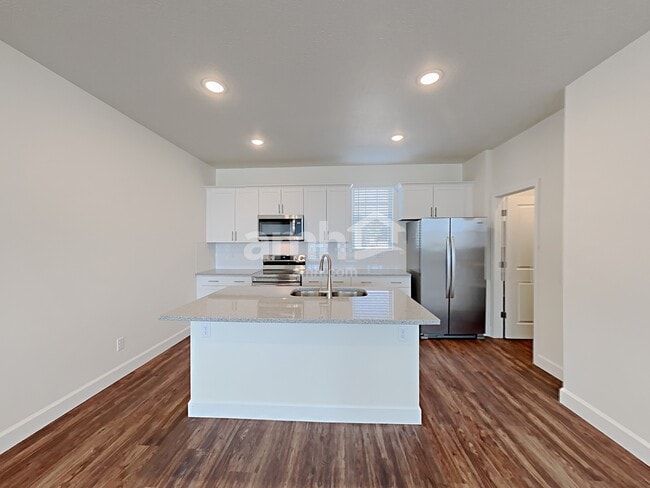 Building Photo - 6084 W South Jordan Pky