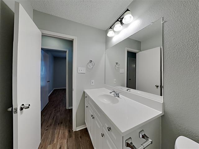 Building Photo - 4717 Kristie Dr