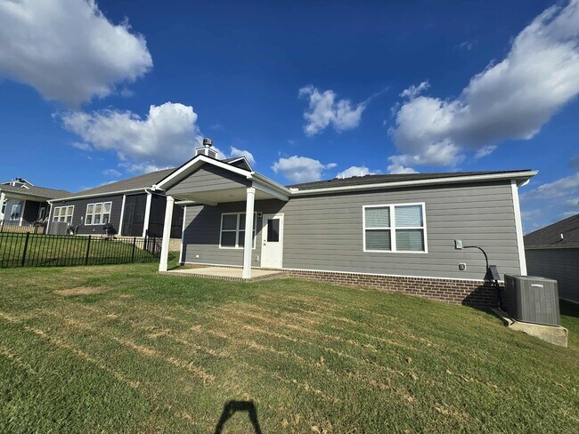 Building Photo - 3507 Peace Rd