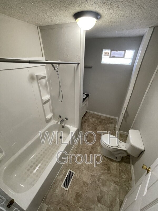 Building Photo - 37 N Randolph St