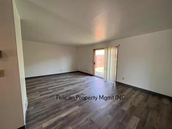 Building Photo - 2057 N Eldorado Ave