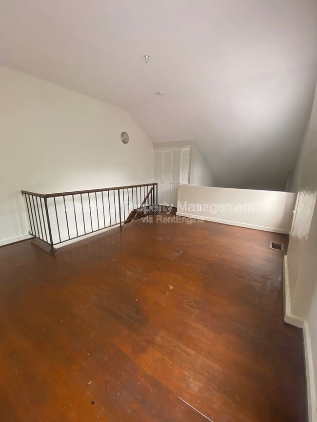 Building Photo - 2301 S 11th St