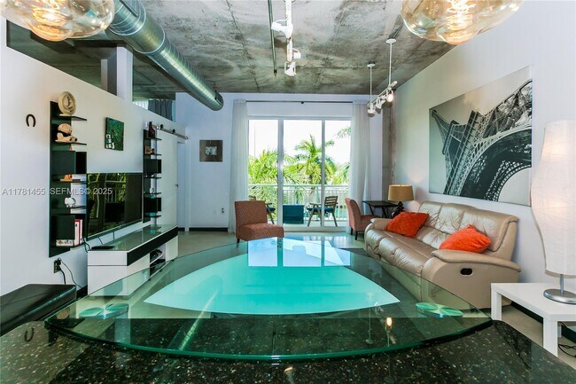 Building Photo - 2001 Biscayne Blvd