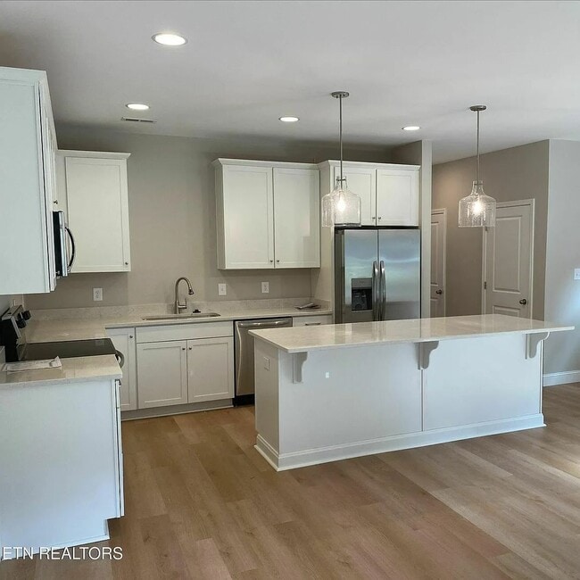 Building Photo - For Rent – Modern 2BR/2.5BA Townhome in Pr...