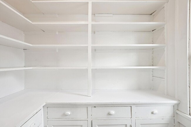 Building Photo - 1660 N Marshall St