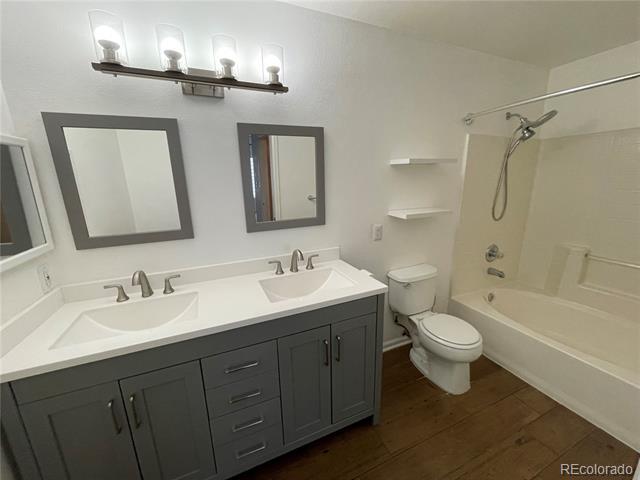 Building Photo - 8405 Pebble Creek Way