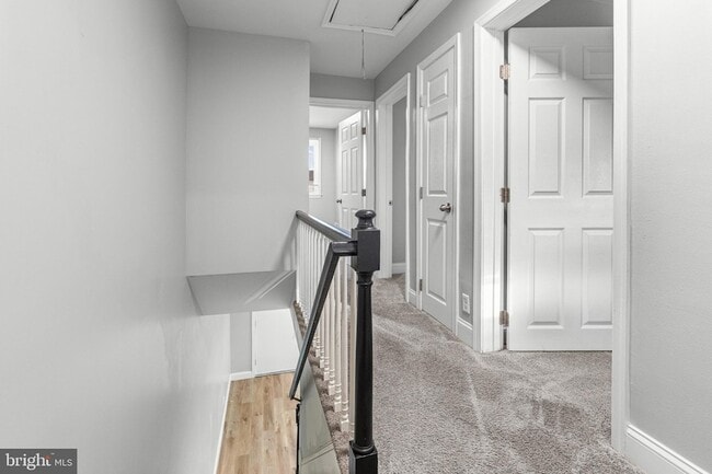 Building Photo - 2203 Redthorn Rd