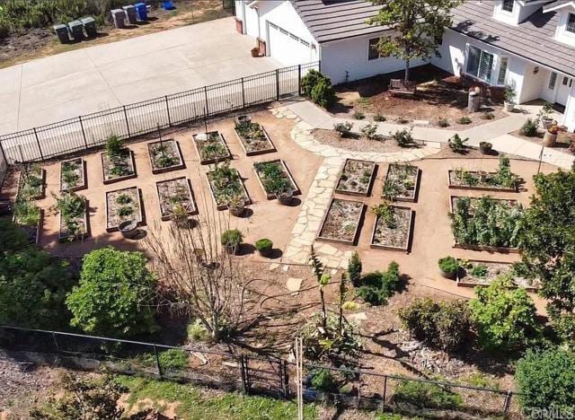 Building Photo - 2090 Quail Meadow Rd