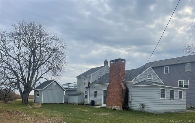 Building Photo - 86 Seaside Ave