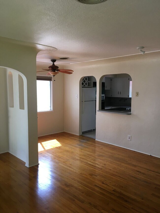 Building Photo - Charming home in Garden Tract- $300 free r...