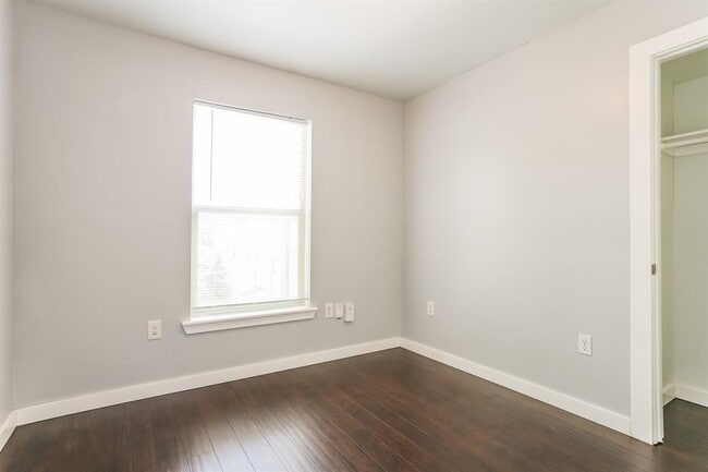 Building Photo - 4801 Avenue H