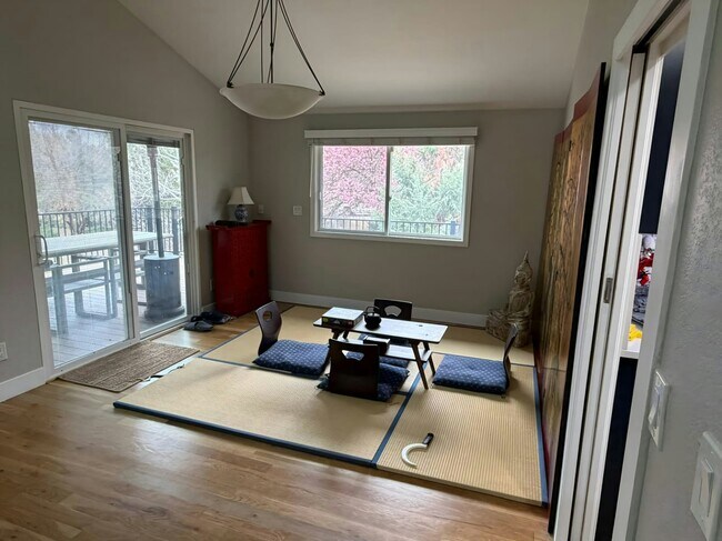 Building Photo - 9000 Big Canon Pl