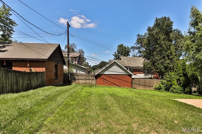 Building Photo - 7825 Lafon Pl