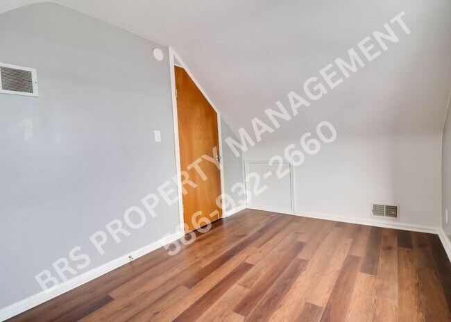 Building Photo - Welcome Home!