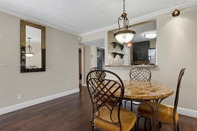 Building Photo - 6650 Royal Palm Blvd