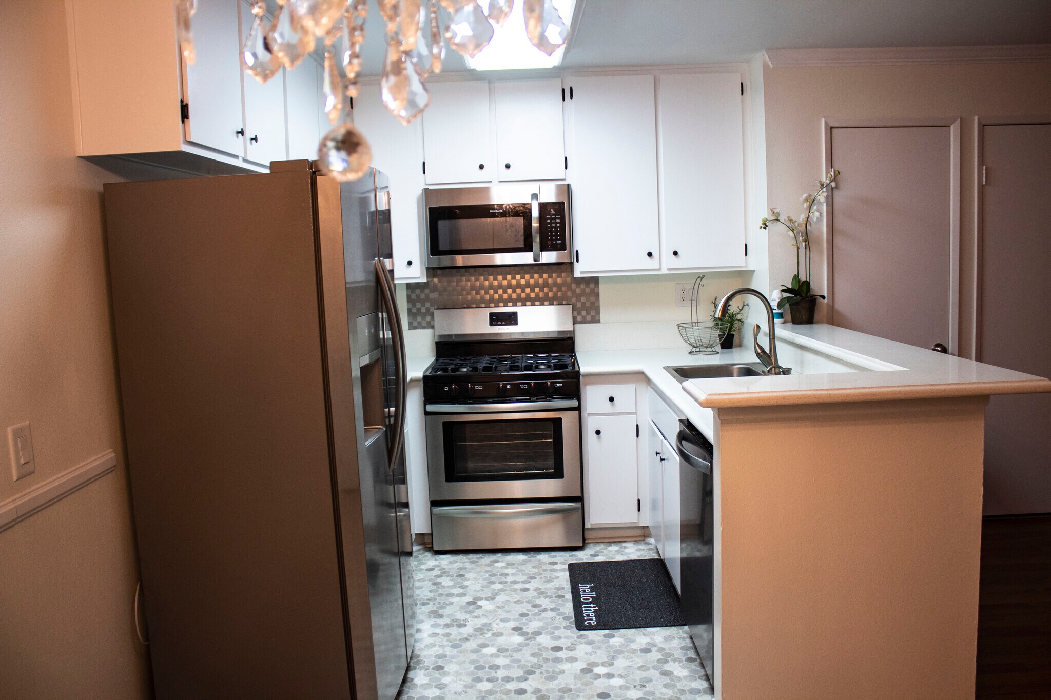 Kitchen - 18752 Mandan St #1001