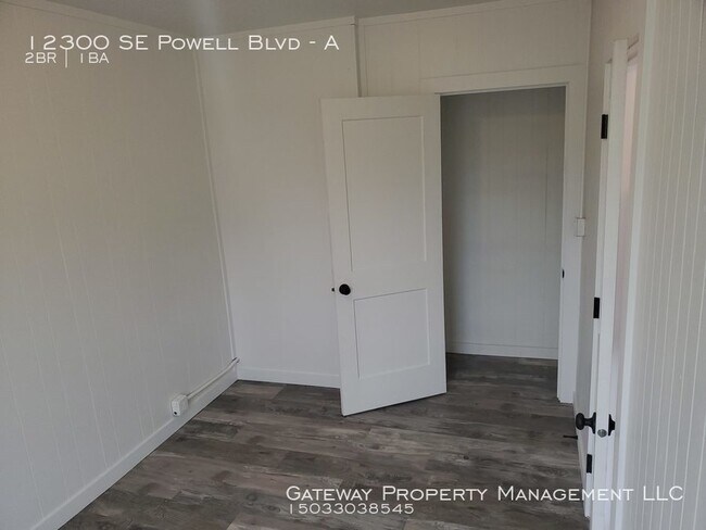 Building Photo - 12300 SE Powell Blvd. Unit A