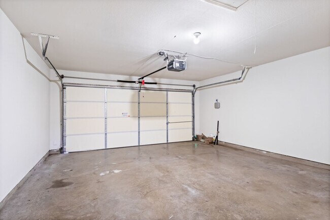 Building Photo - 24415 Flint Creek