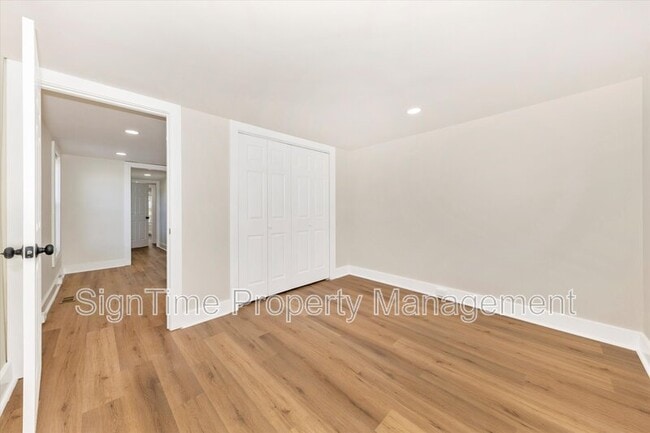 Building Photo - 152 E South St