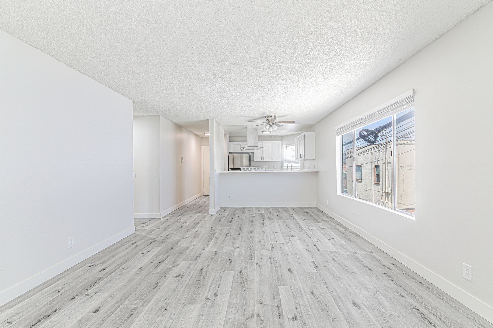 Building Photo - 1128 Stanley Ave