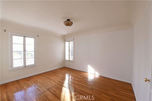Building Photo - 915 Le Doux Rd