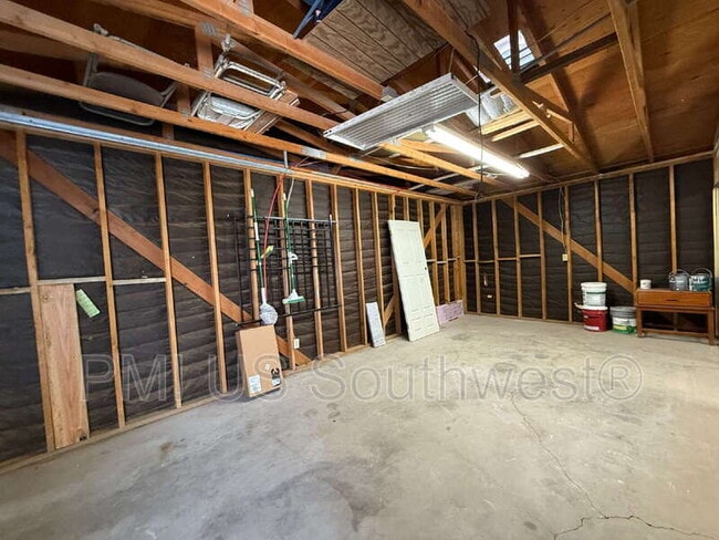 Building Photo - 315 Moser Ave